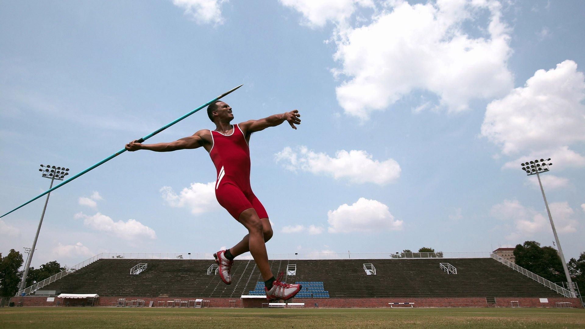 拉基蒂奇，梅西是一个沉默的领袖，他是可以改变比赛的人