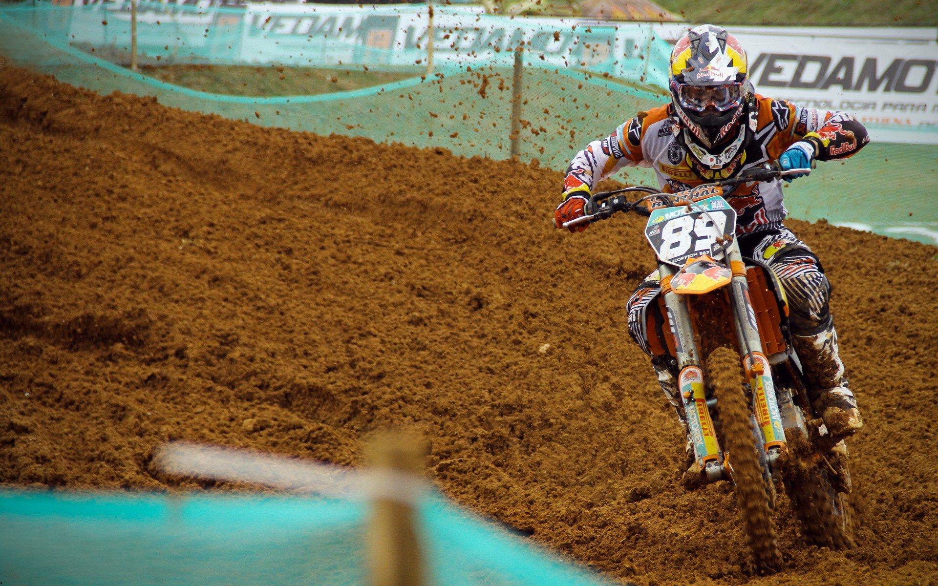 佩德里领衔拉波尔特身披10号 西班牙公布欧国联关键战大名单