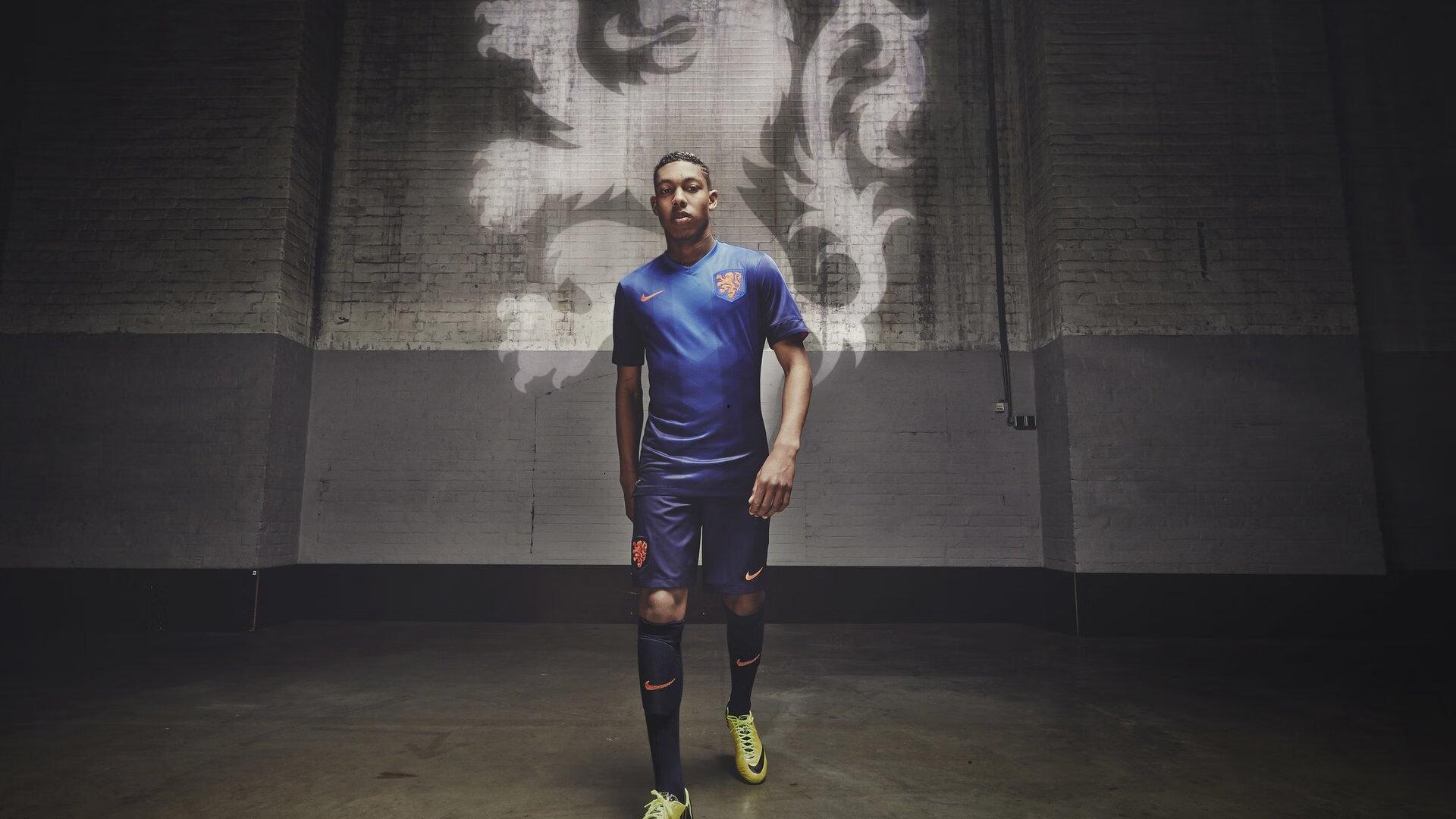 兰帕德寄语凯塞多，欲比肩蓝军传奇，稳定发挥是关键